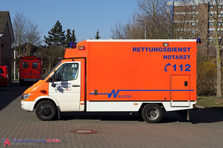 Rettung Willich 09 RTW 04 (a.D.)