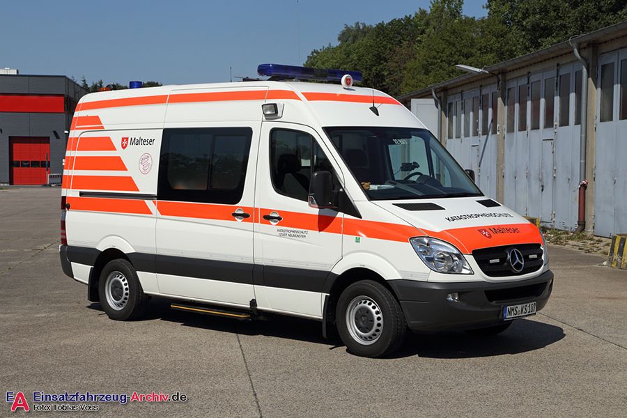 Johannes Neumuenster 32-90-01