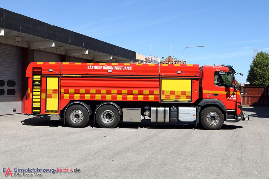 2 26-1040 - Tankbil (a.D.)