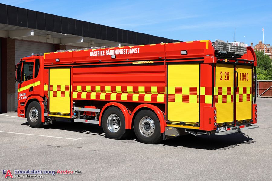 2 26-1040 - Tankbil (a.D.)