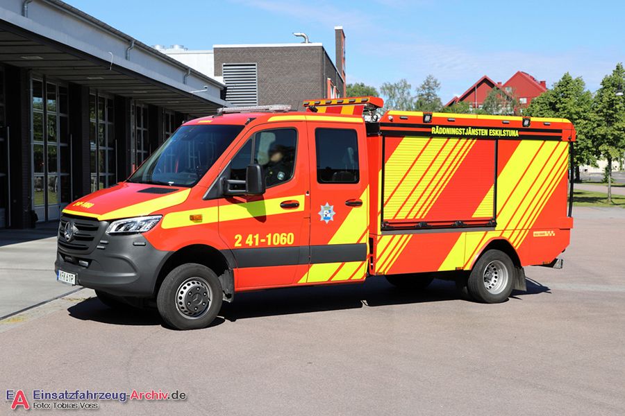 2 41-1060 - Släckbil