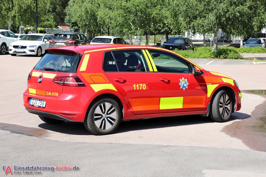 2 41-1170 - Personbil