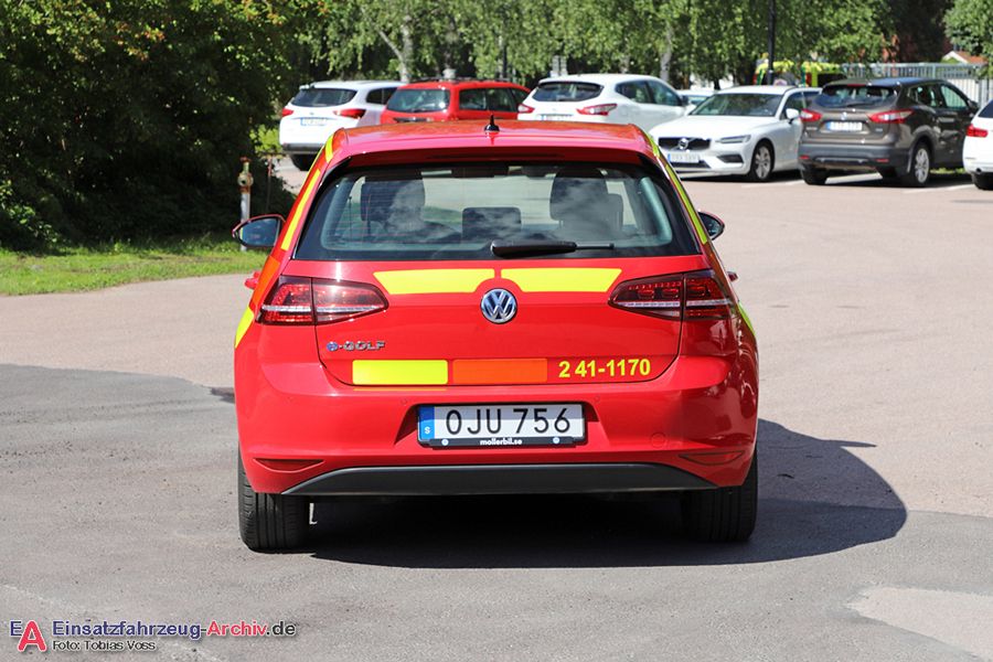 2 41-1170 - Personbil