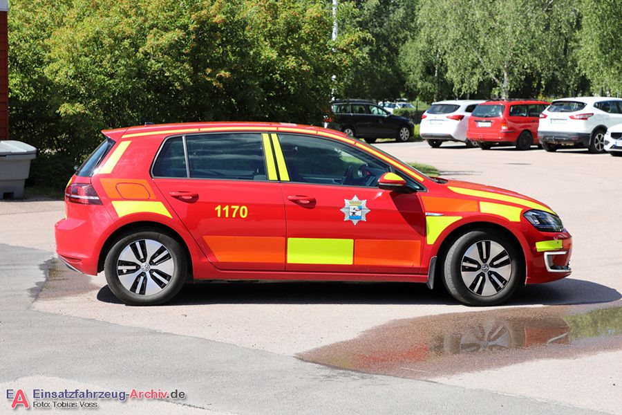 2 41-1170 - Personbil