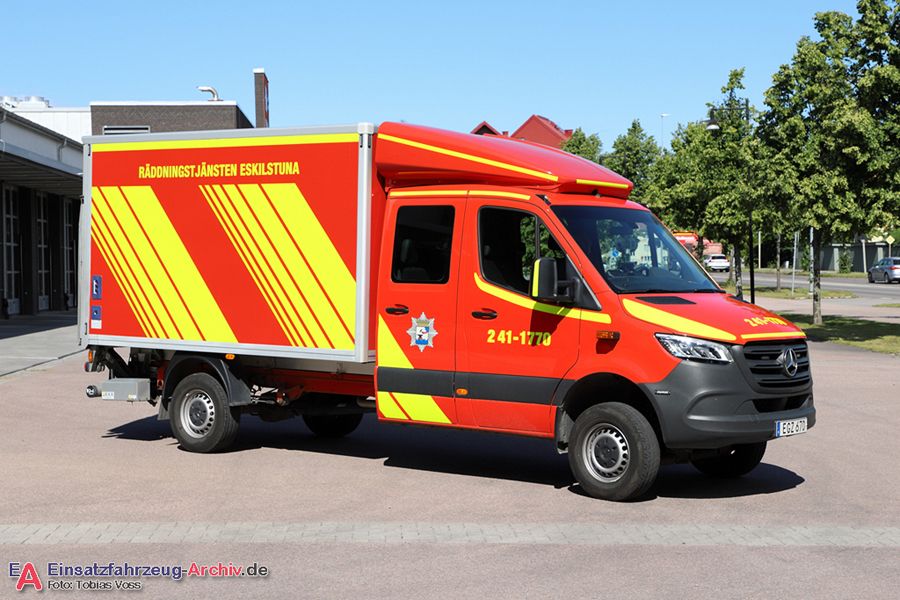 2 41-1770 - Transportbil