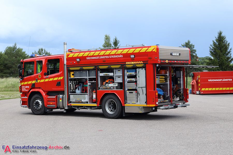 2 41-4010 - Släck-/räddningsbil