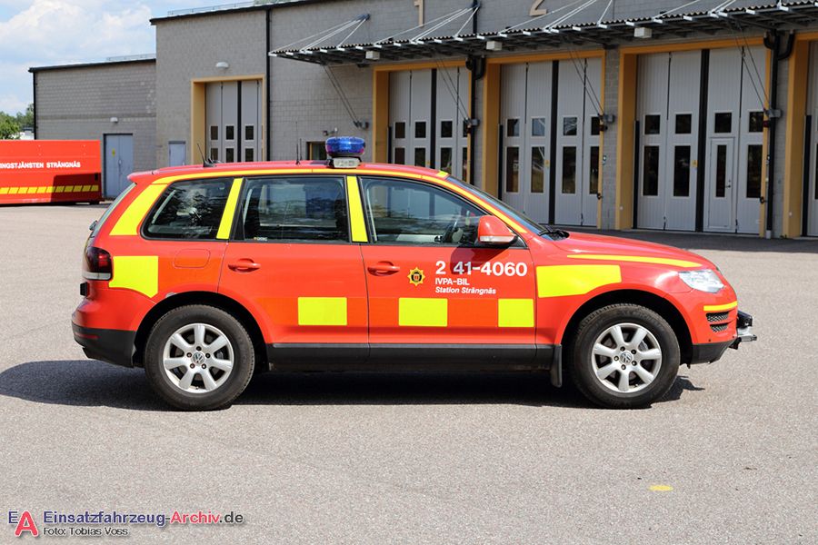 2 41-4060 - Sjukvårdsbil